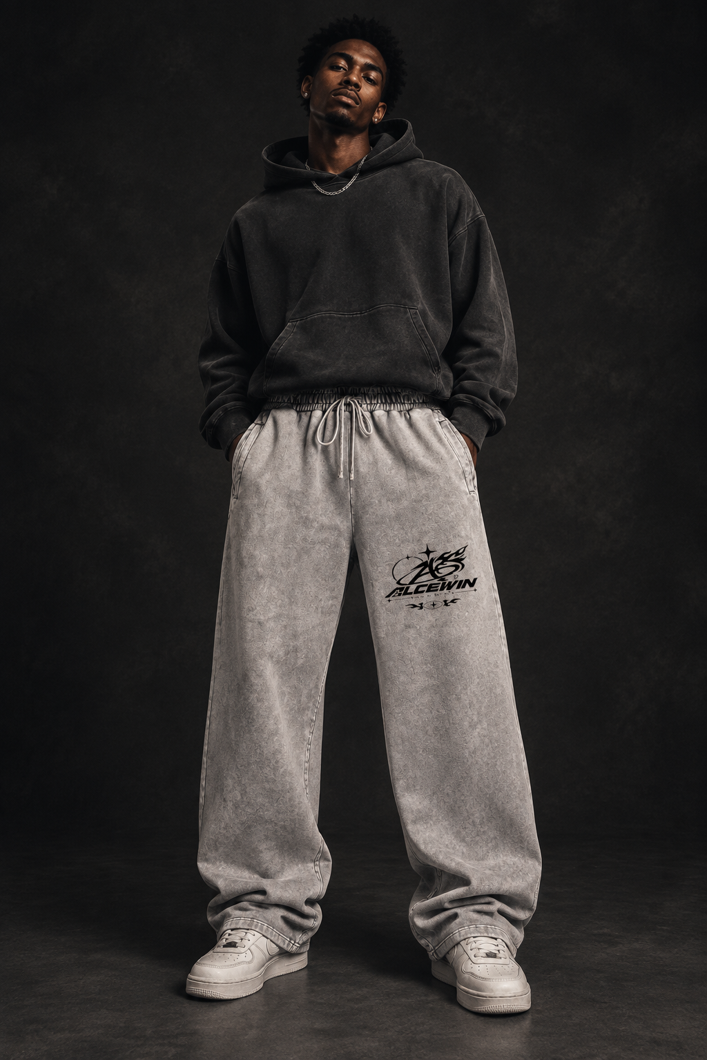 Fleece Vintage Pants – Black Male Model