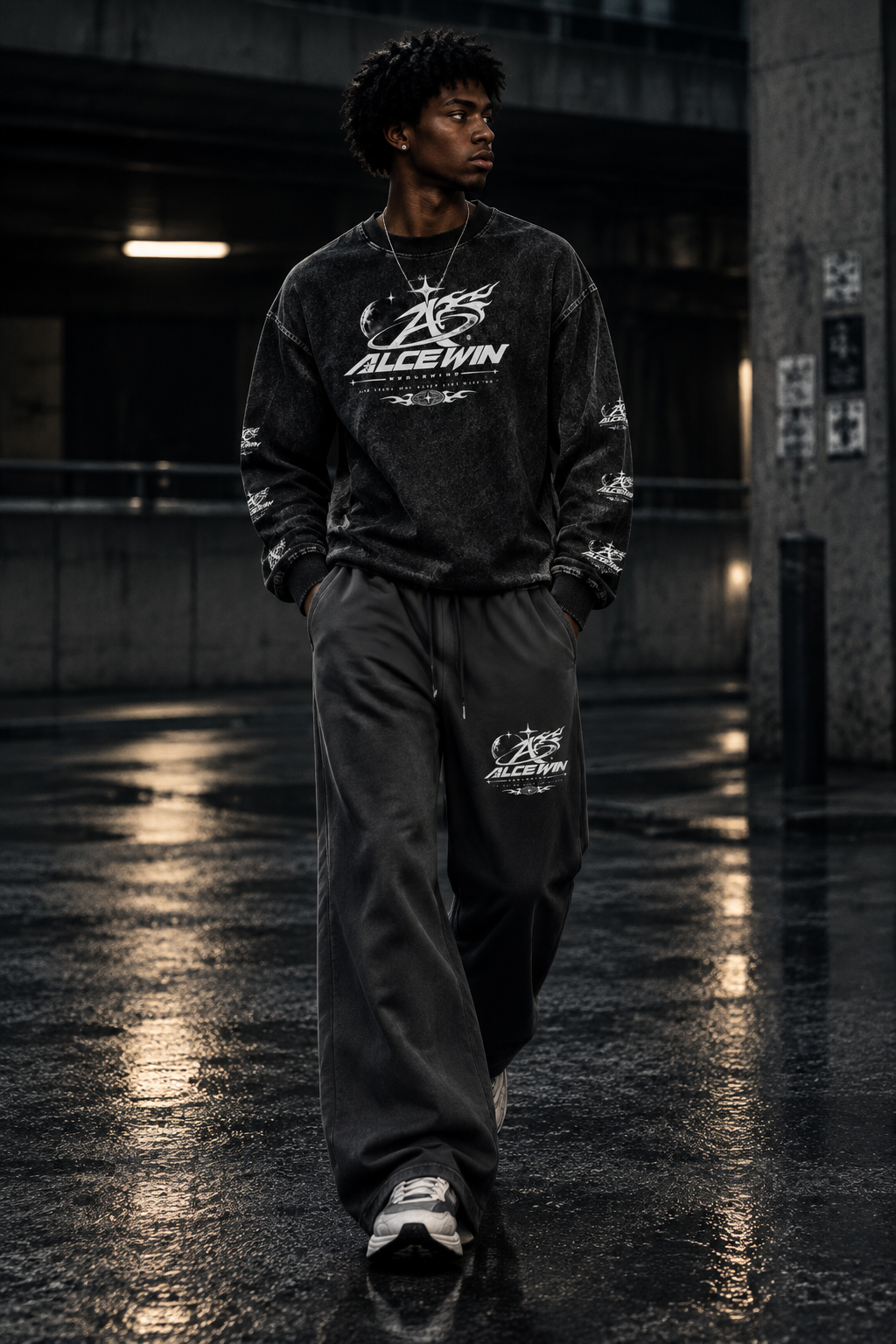Next pose - Long Sleeve + Mier Pants